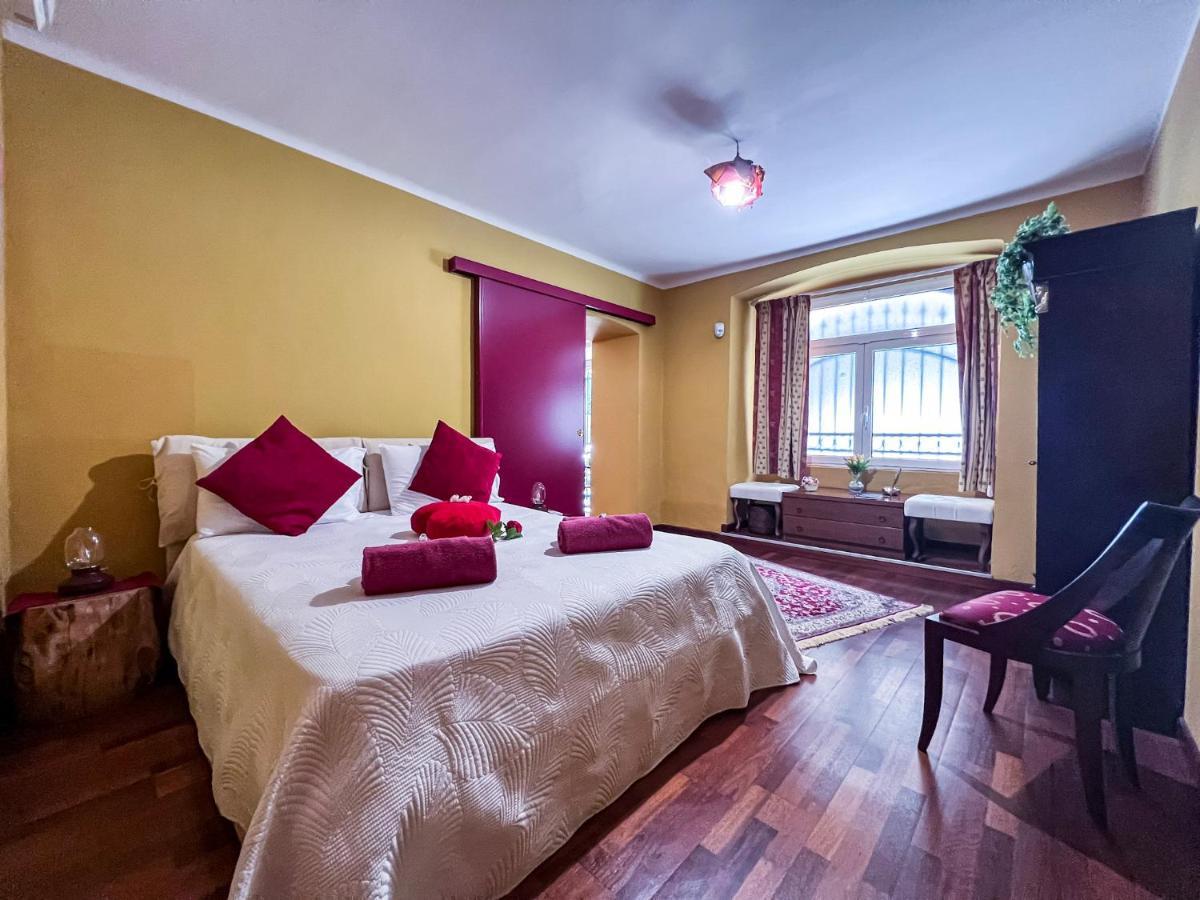 Ferienwohnung Loft Di Charme In Centro Genova Exterior foto